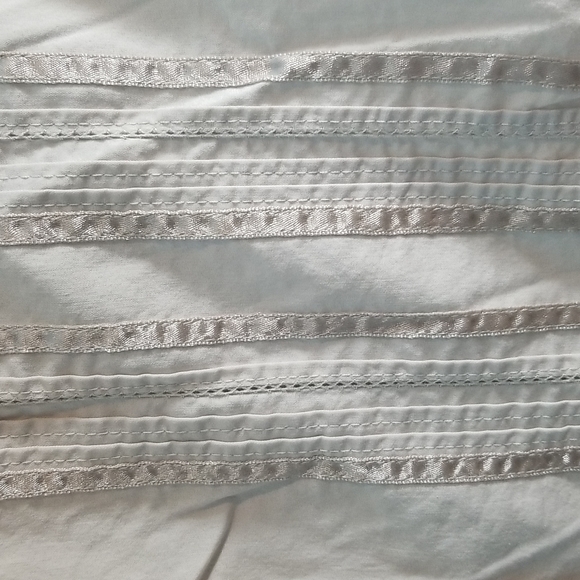 New York and company stretch cream button up short sleeve blouse medium - Picture 4 of 10